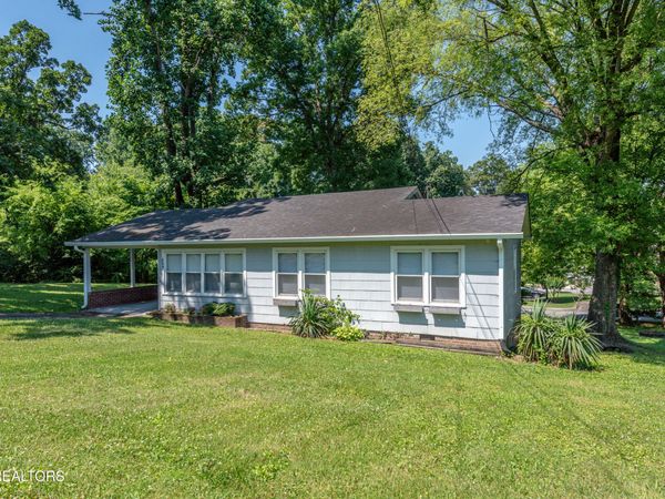 609 Watkins Rd, Maryville, TN 37801