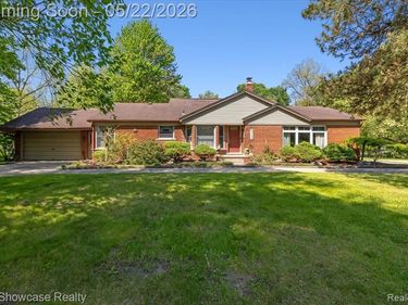 21105 Hugo Street, Farmington Hills, MI 48336