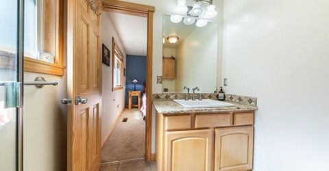 10666 Torrey Pine Road, Truckee, CA 96161 Photo