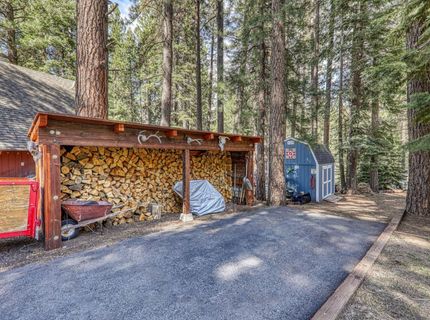 10666 Torrey Pine Road, Truckee, CA 96161 Photo