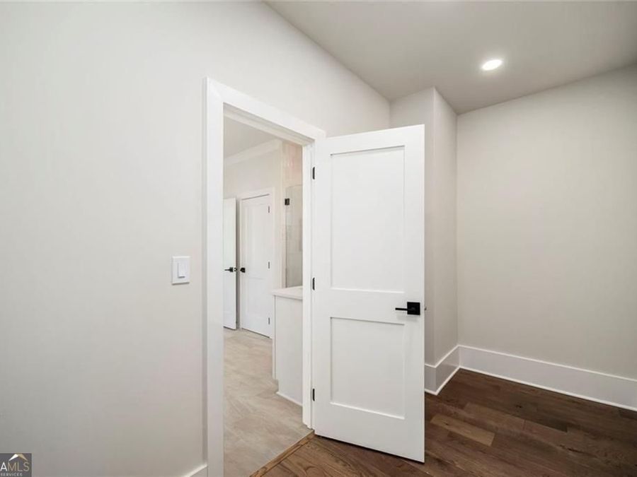 Property Image 92