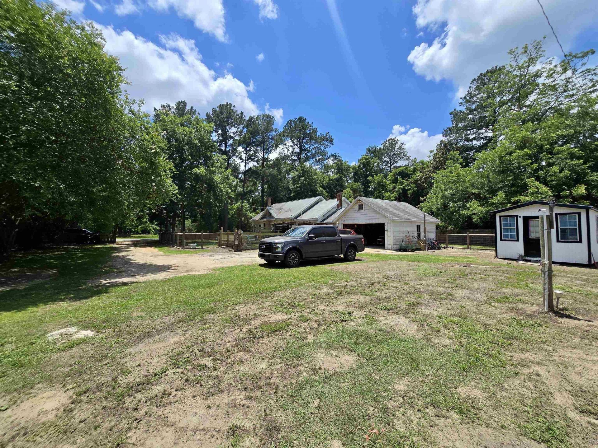 8497 Sycamore Road , Greensboro, FL 32351 Photo