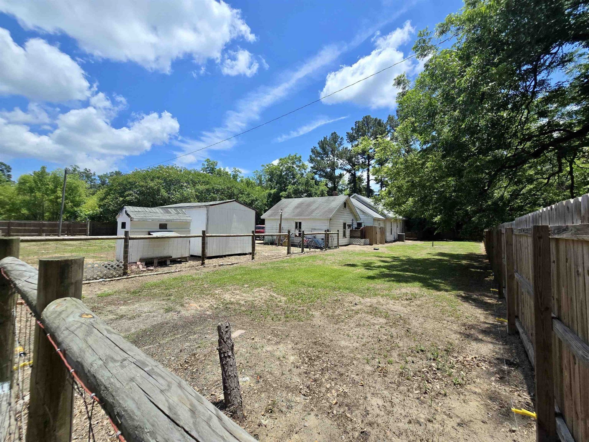 8497 Sycamore Road , Greensboro, FL 32351 Photo