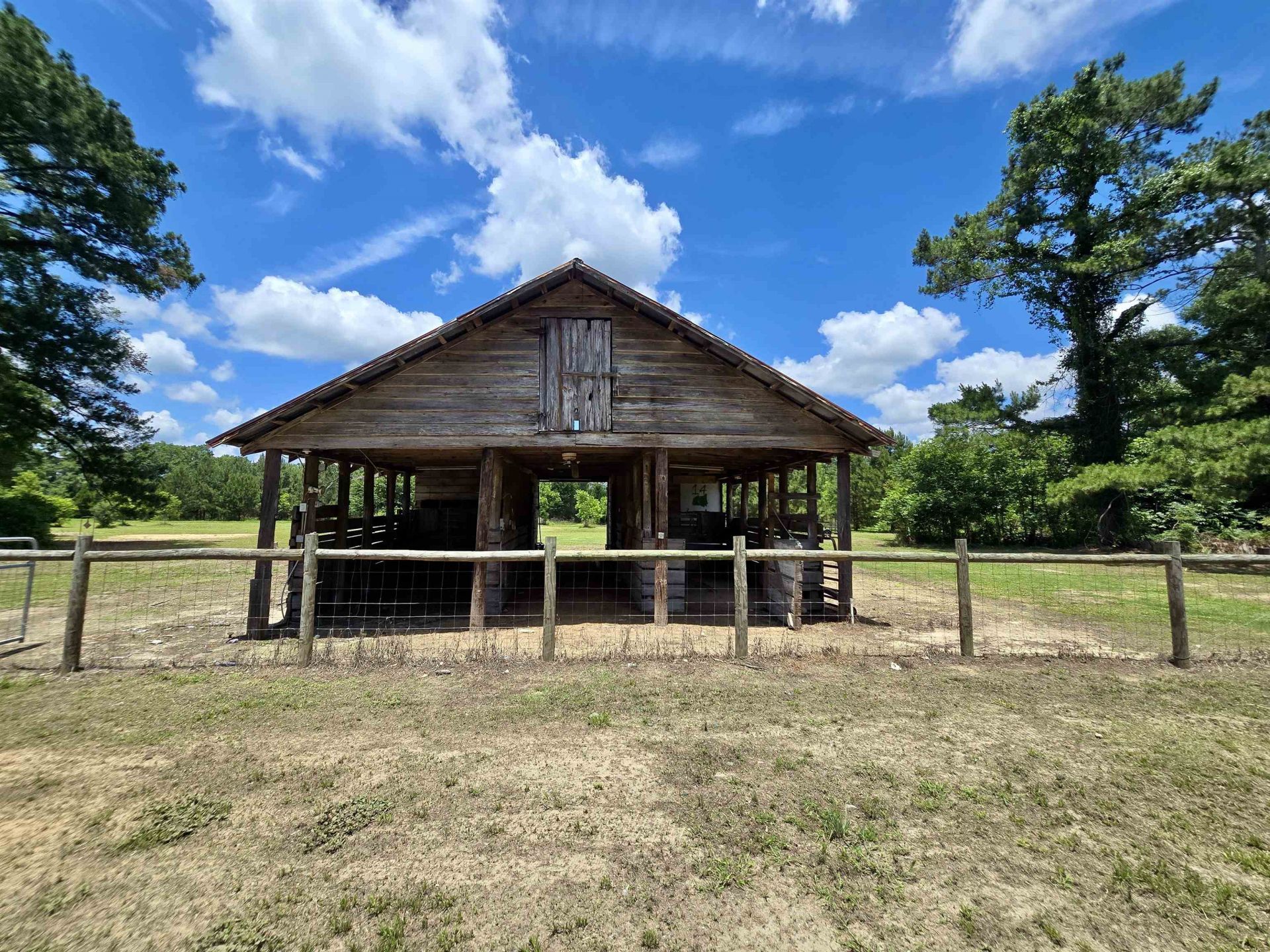 8497 Sycamore Road , Greensboro, FL 32351 Photo