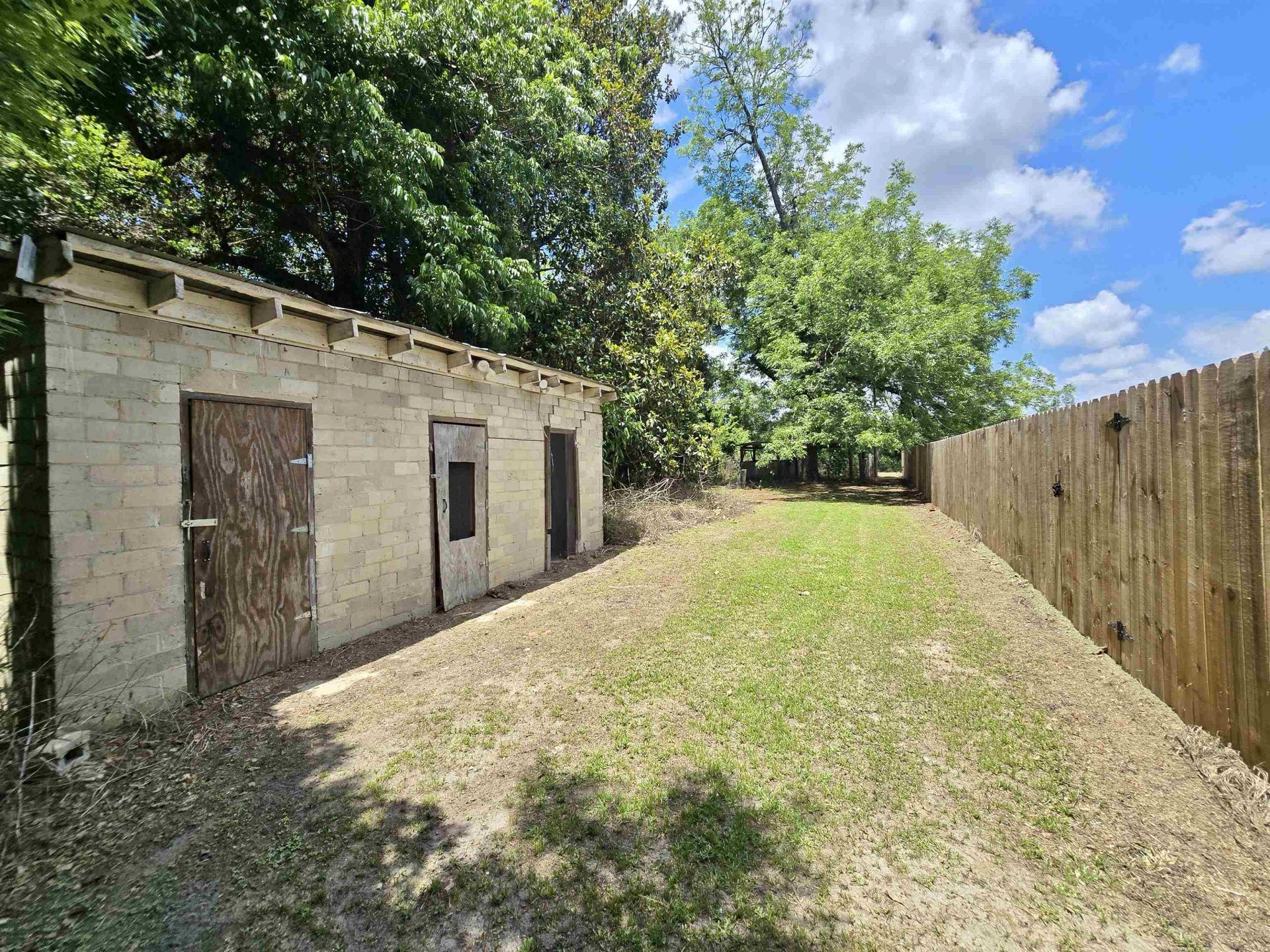 8497 Sycamore Road , Greensboro, FL 32351 Photo