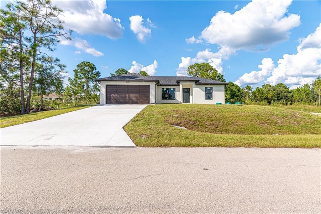 2710 42nd St W, Lehigh Acres, FL 33971 Photo