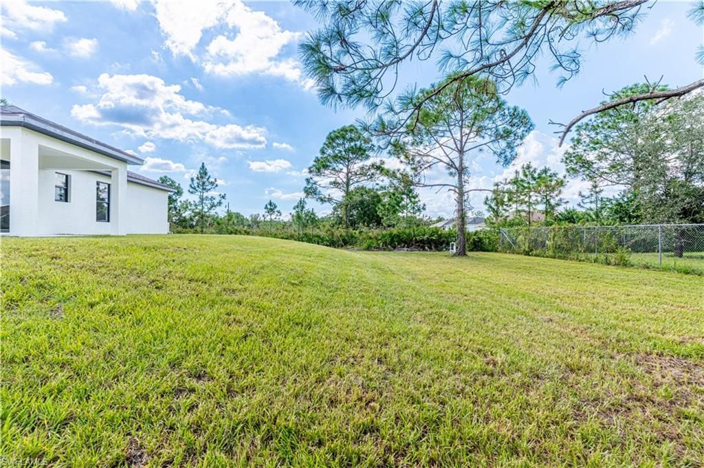 2710 42nd St W, Lehigh Acres, FL 33971 Photo
