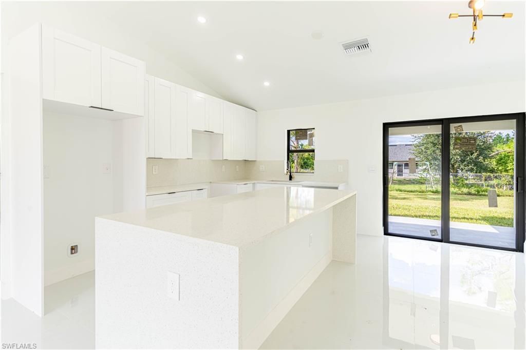 2710 42nd St W, Lehigh Acres, FL 33971 Photo