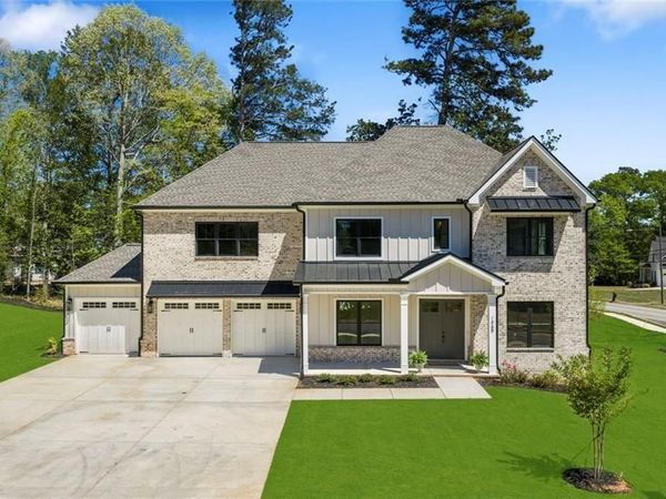 1959 Highgrove Court , Atlanta, GA 30345