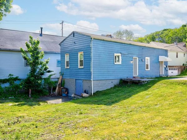 1202 Irwin St , Aliquippa, PA 15001