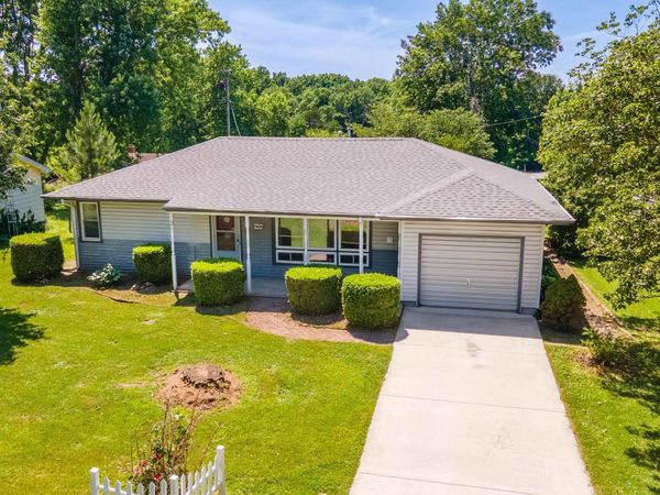 326 N Fly Avenue, Goreville, IL 62939