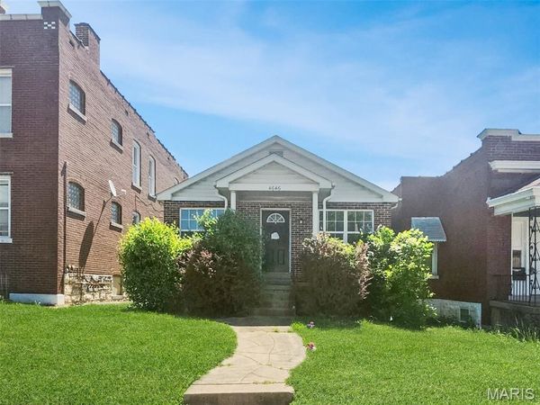 4646 S Grand Boulevard , St Louis, MO 63111