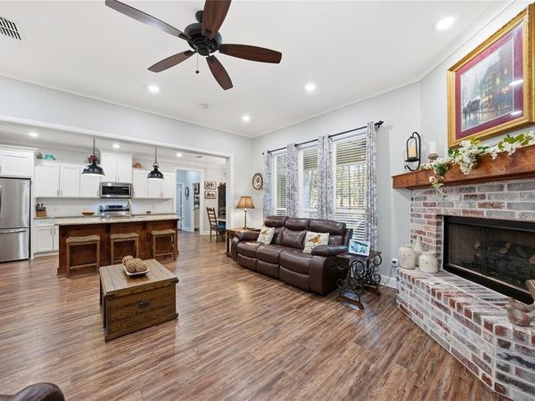 7222 Neches Street , Athens, TX 75752