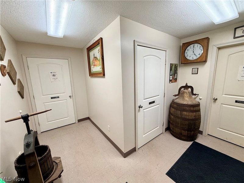 455 Schneiders Crossing Road NW, Dover, OH 44622 Photo 24