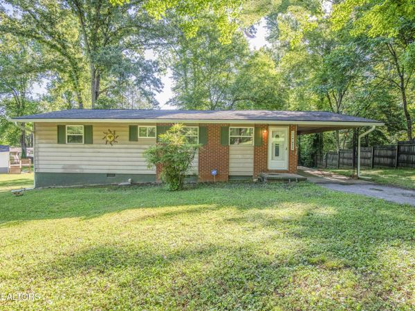 136 Mimosa Ave, Rockwood, TN 37854