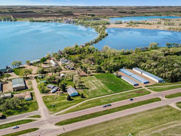 6090 Dakota Ave, Madison, SD 57042