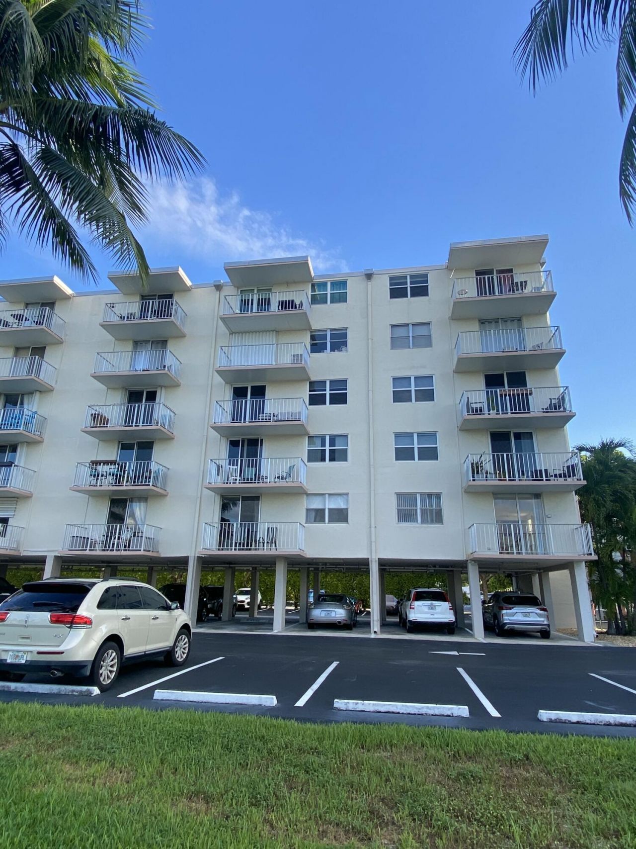 1731 SE 15th Street, Unit 202, Fort Lauderdale, FL 33316 Photo