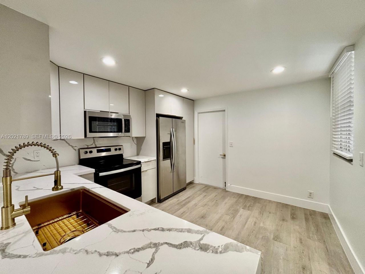 1498 Barcelona Way , Unit 3-21, Weston, FL 33327 Photo