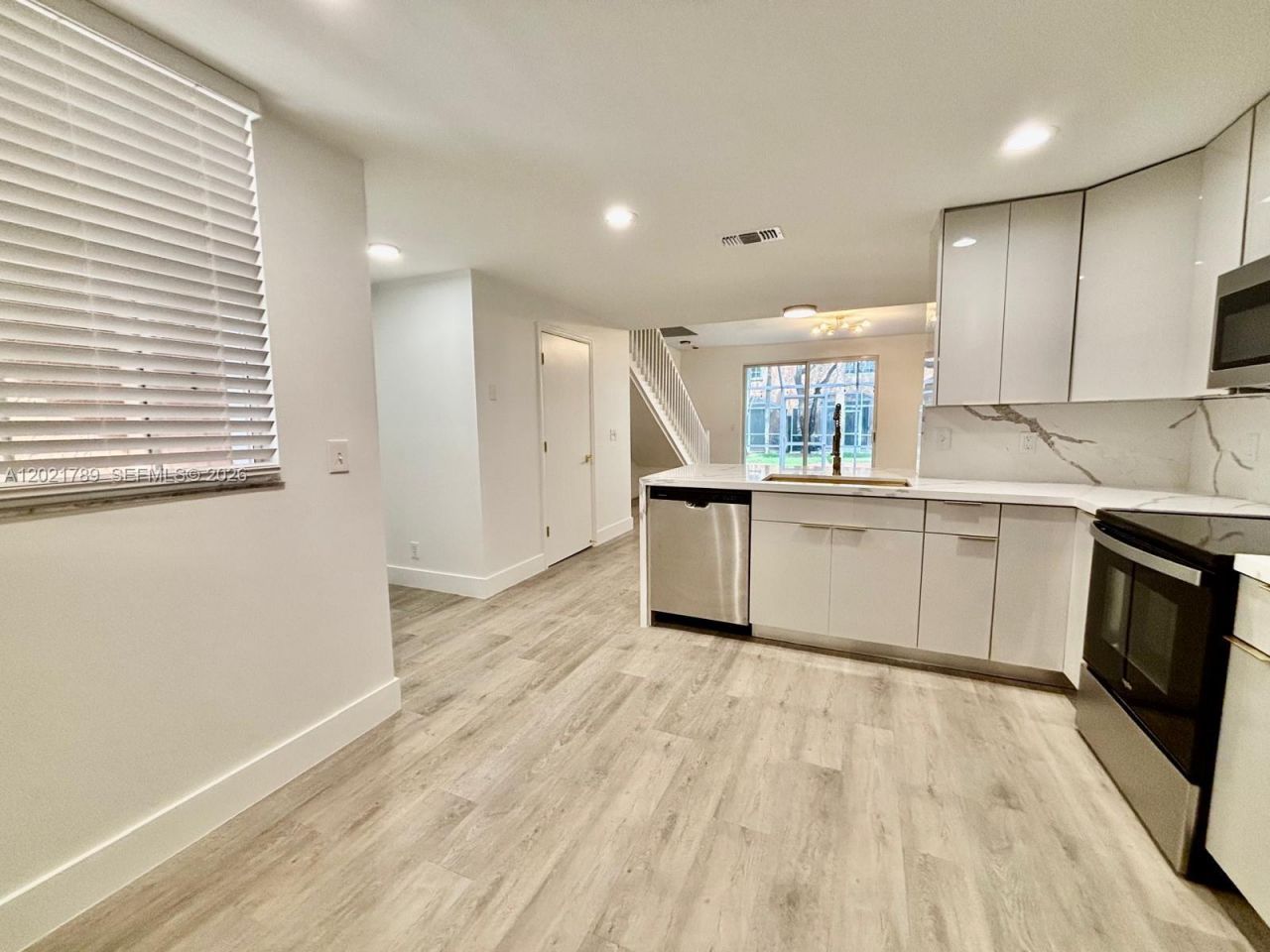 1498 Barcelona Way , Unit 3-21, Weston, FL 33327 Photo