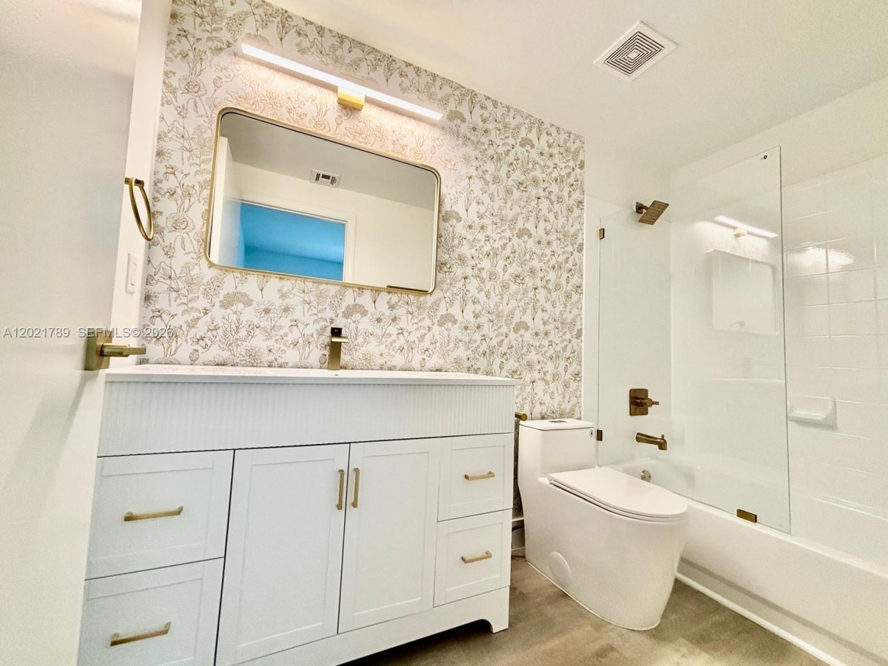 1498 Barcelona Way , Unit 3-21, Weston, FL 33327 Photo