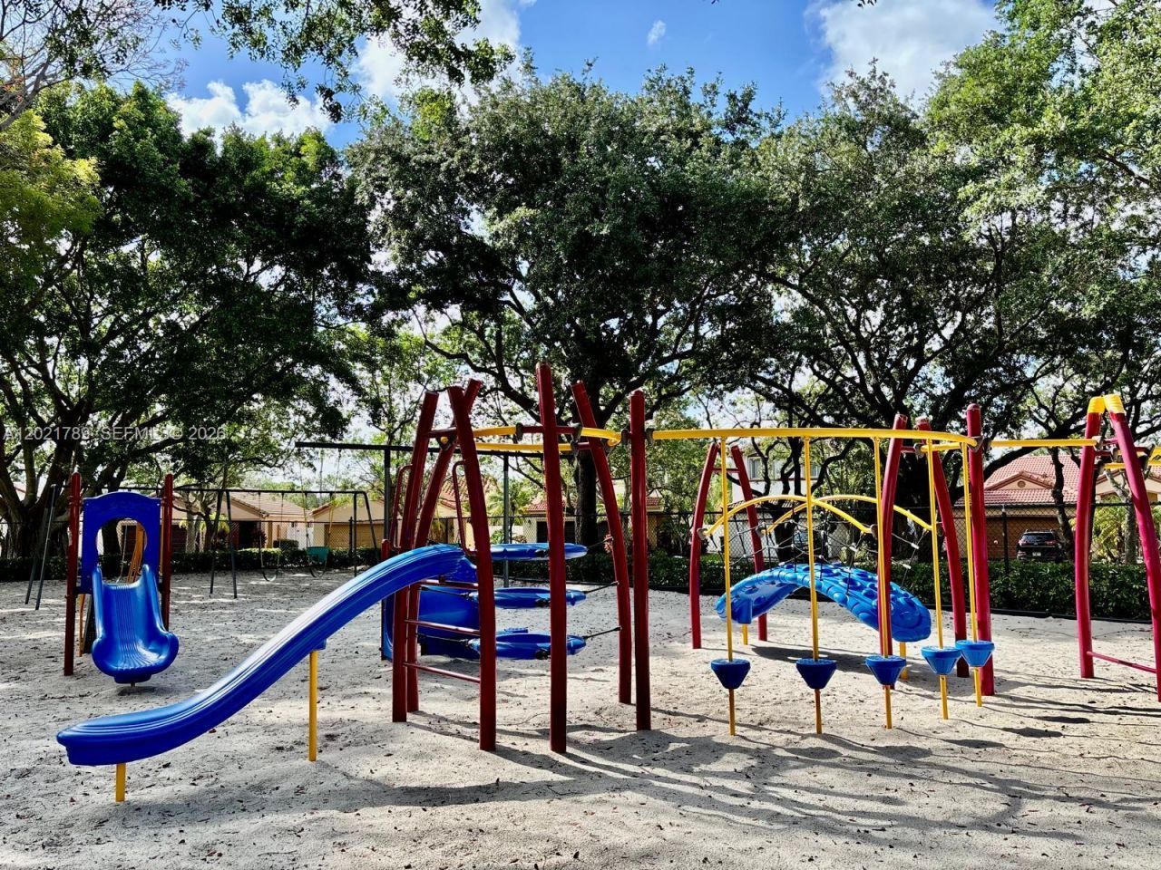 1498 Barcelona Way , Unit 3-21, Weston, FL 33327 Photo