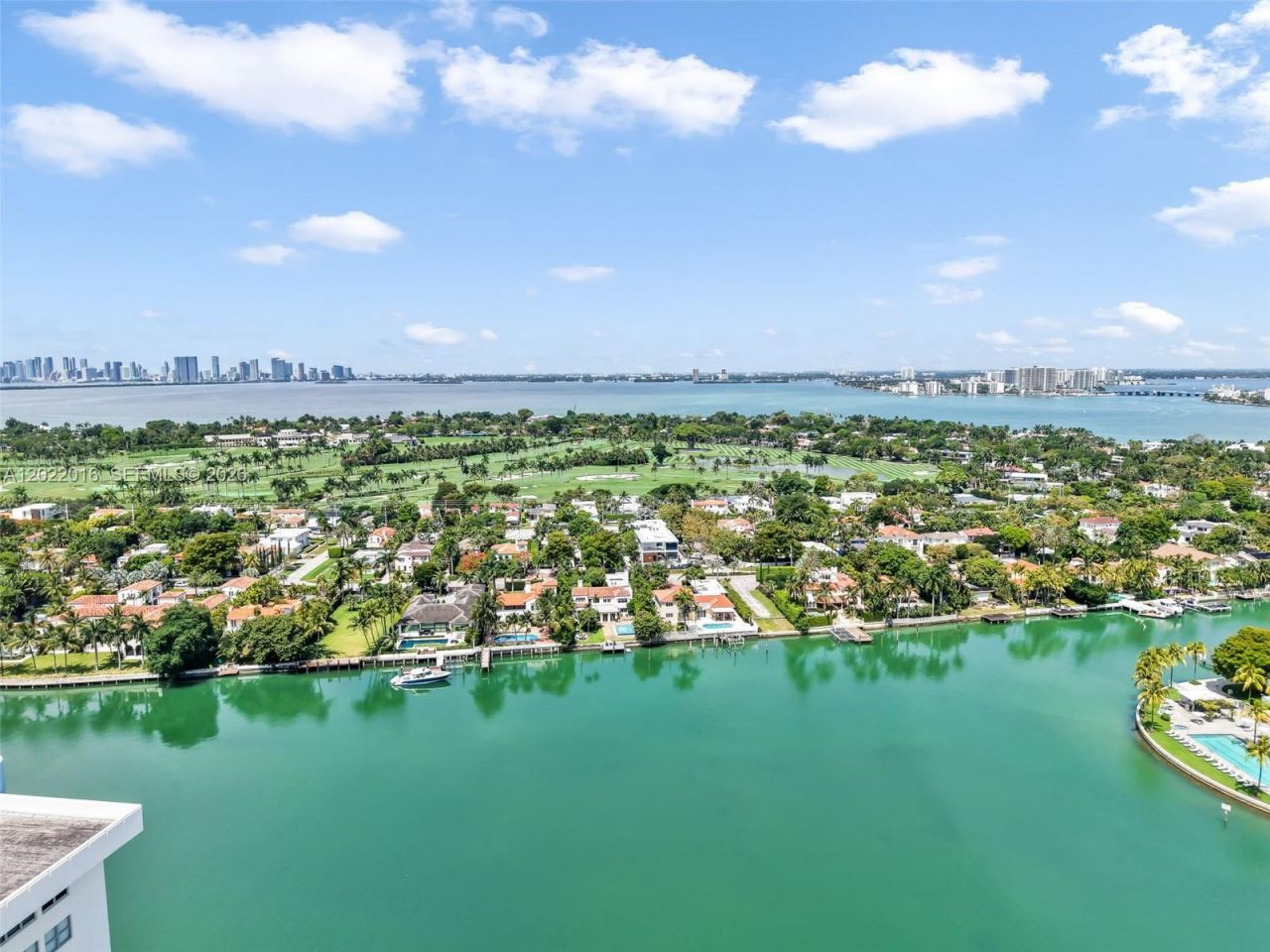 5875 Collins Ave, Unit 1807, Miami Beach, FL 33140 Photo