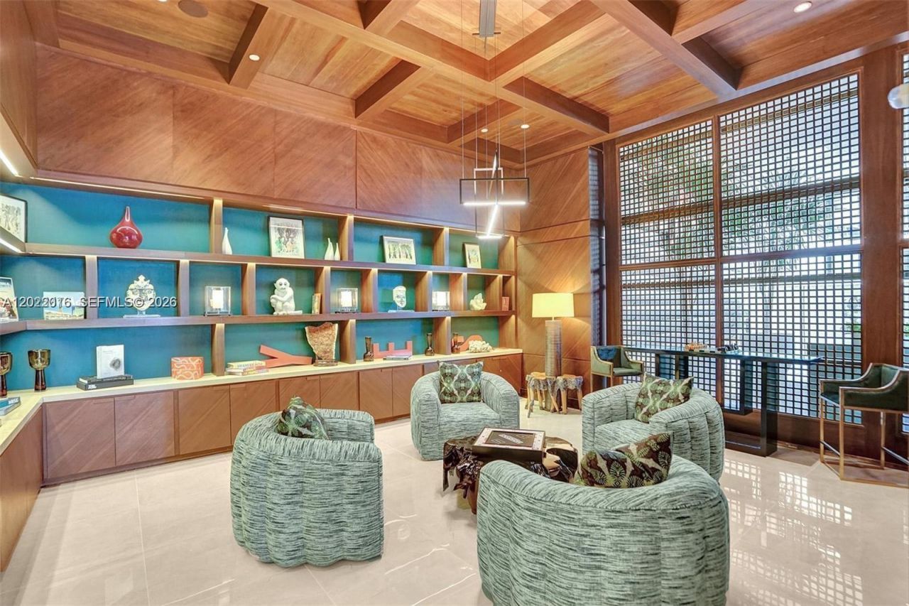5875 Collins Ave, Unit 1807, Miami Beach, FL 33140 Photo