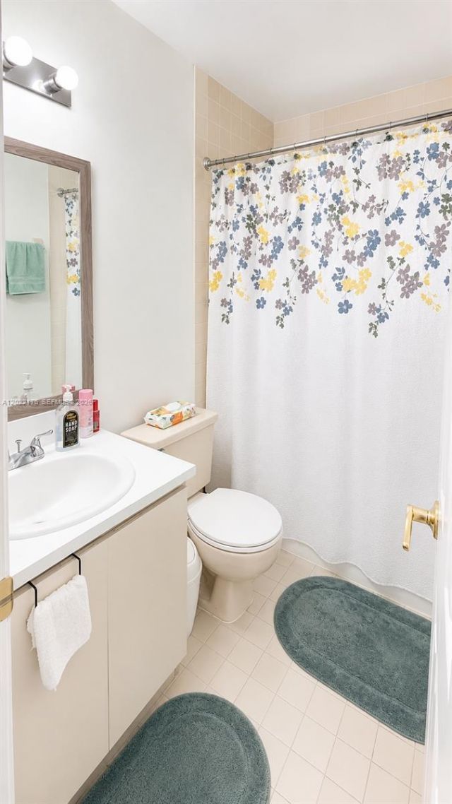 7603 W 29th Ln, Unit 202-55, Hialeah, FL 33018 Photo