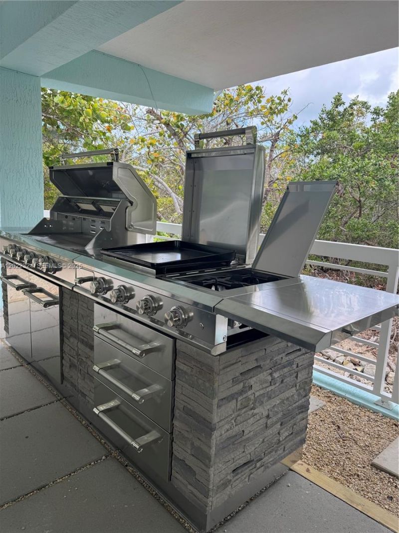 102 Venetian Dr , Unit 102, Islamorada, FL 33036 Photo