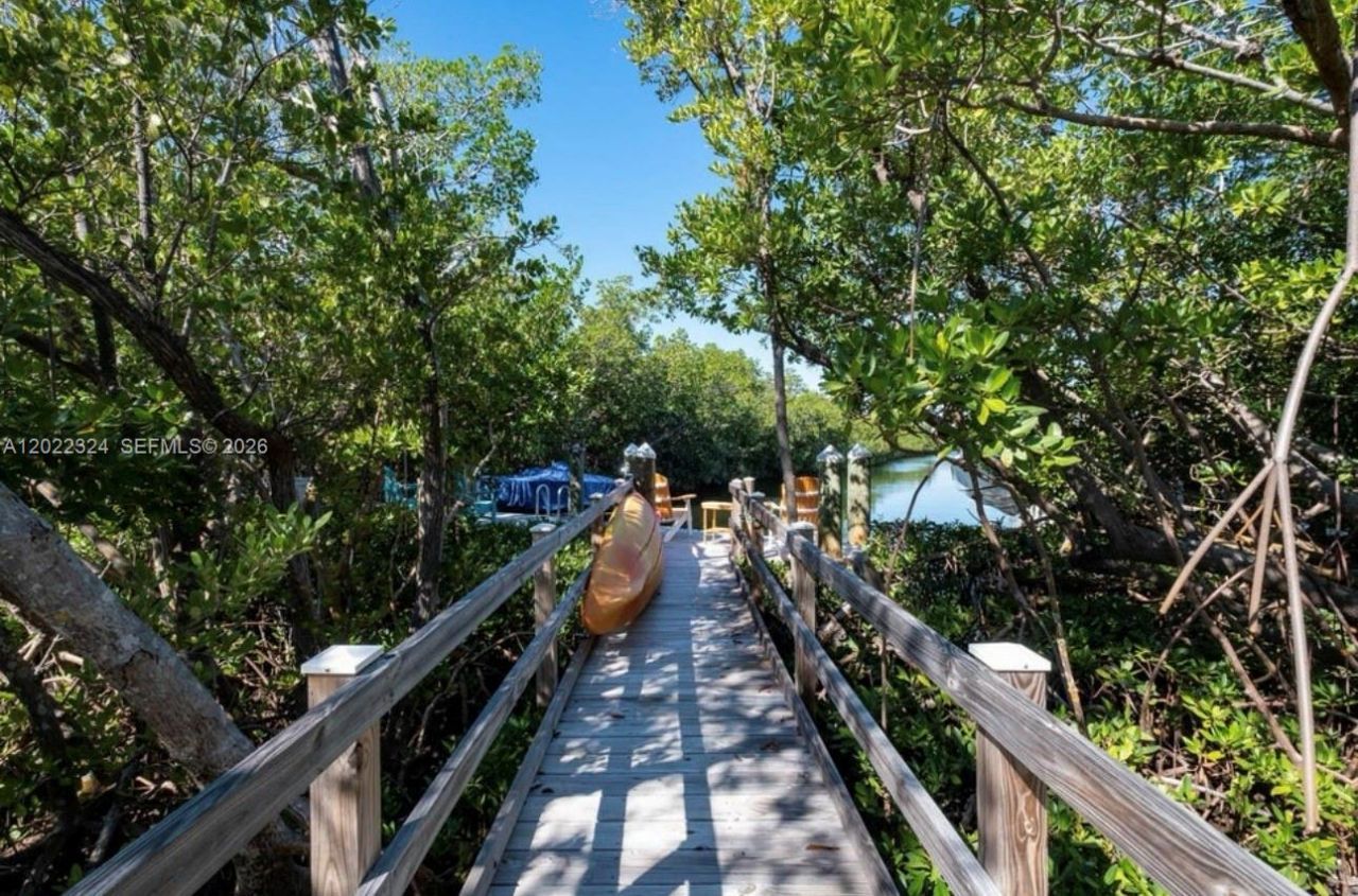 102 Venetian Dr , Unit 102, Islamorada, FL 33036 Photo