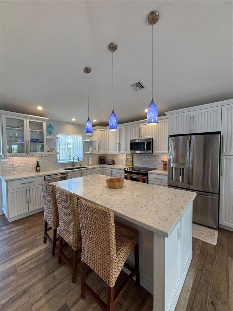 102 Venetian Dr , Unit 102, Islamorada, FL 33036 Photo