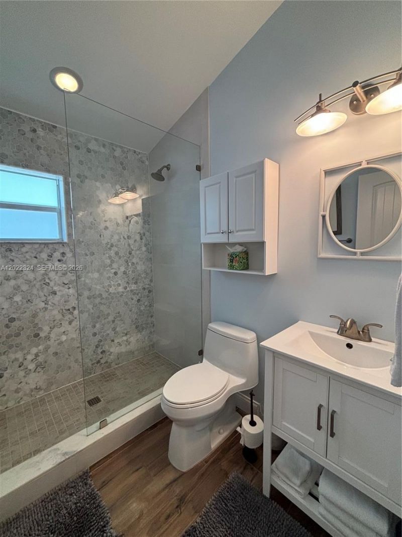 102 Venetian Dr , Unit 102, Islamorada, FL 33036 Photo