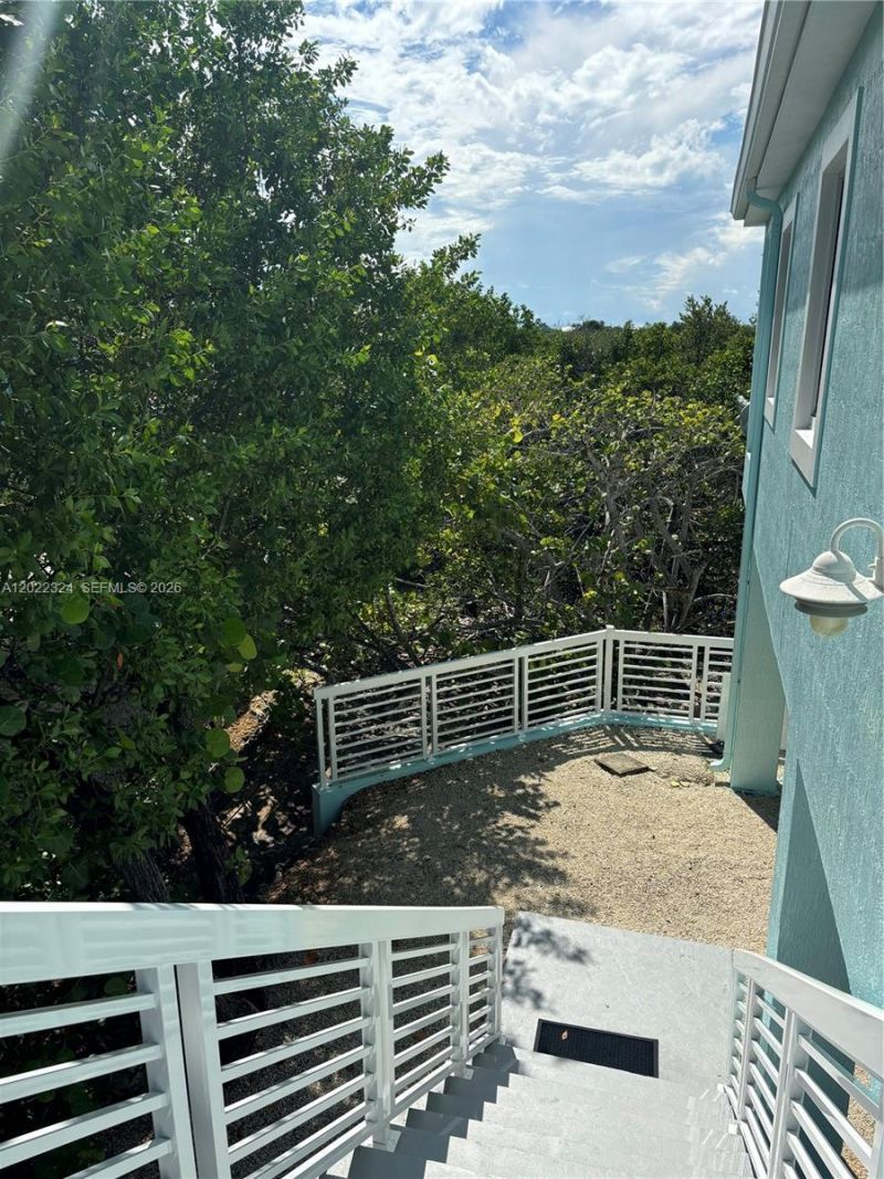 102 Venetian Dr , Unit 102, Islamorada, FL 33036 Photo