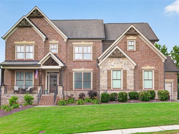 1906 Skybrooke Lane, Hoschton, GA 30548
