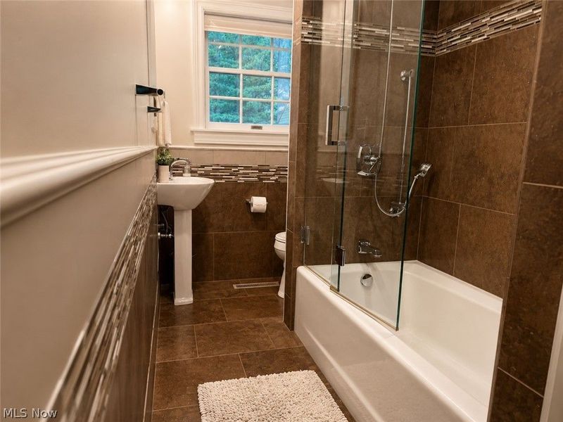 6325 Crossview Road, Seven Hills, OH 44131 Photo 29