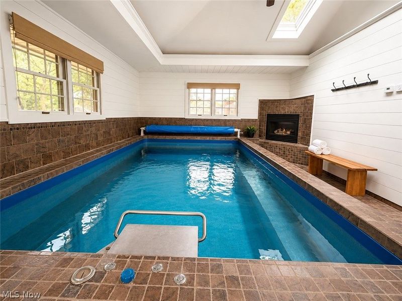 6325 Crossview Road, Seven Hills, OH 44131 Photo 8