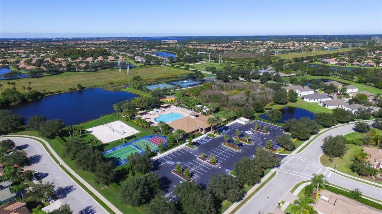 8222 Haven Harbour Way, Bradenton, FL 34212 Photo