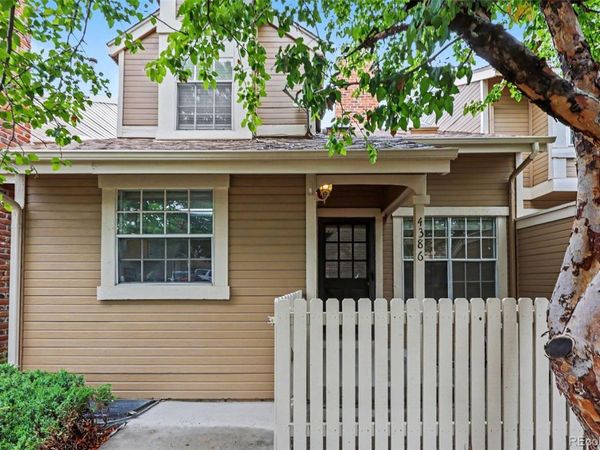 4386 S Blackhawk Way, Aurora, CO 80015