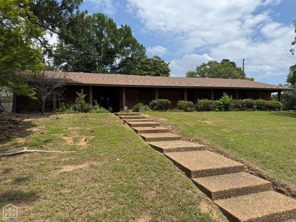 3400 N Hills Blvd, North Little Rock, AR 72116