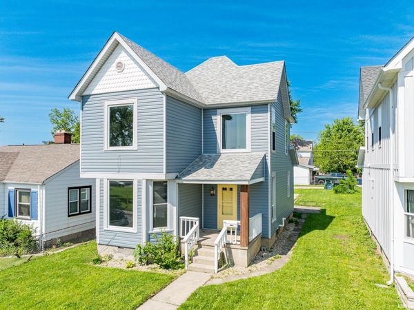 2203 S Elm Street, Muncie, IN 47302