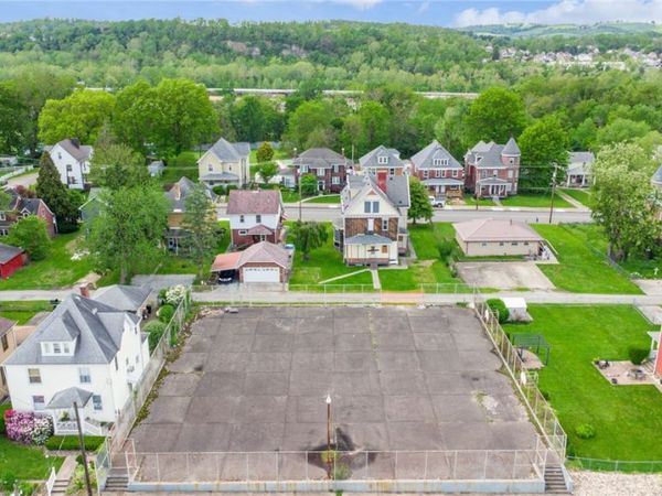 00 Race Street , Connellsville, PA 15425