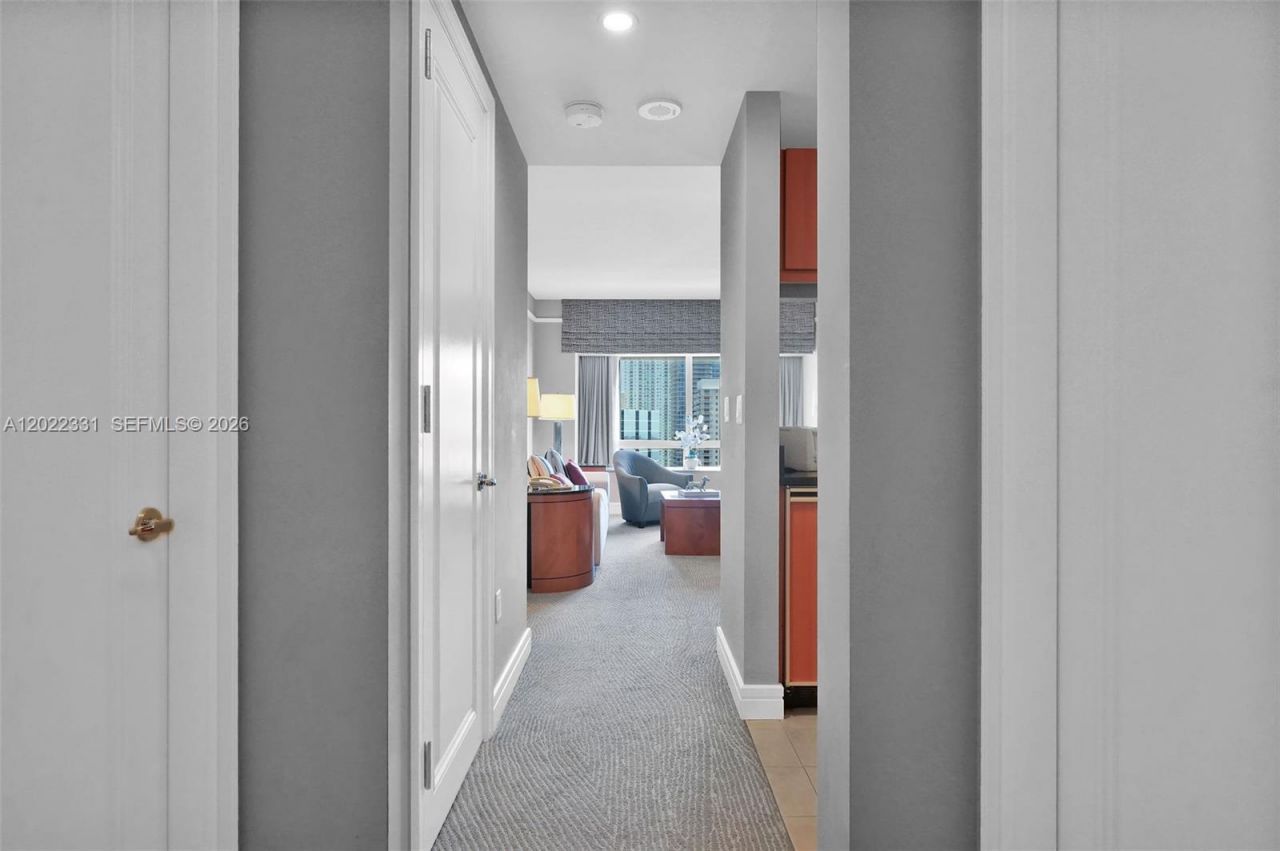 1435 Brickell Ave , Unit 3210, Miami, FL 33131 Photo