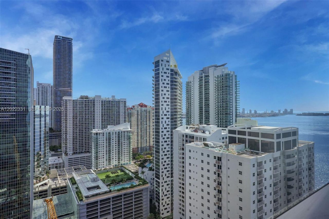 1435 Brickell Ave , Unit 3210, Miami, FL 33131 Photo