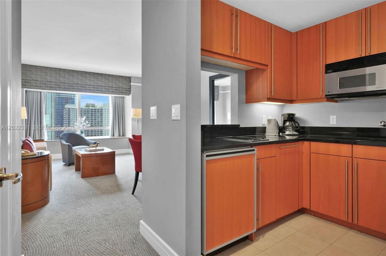 1435 Brickell Ave , Unit 3210, Miami, FL 33131 Photo