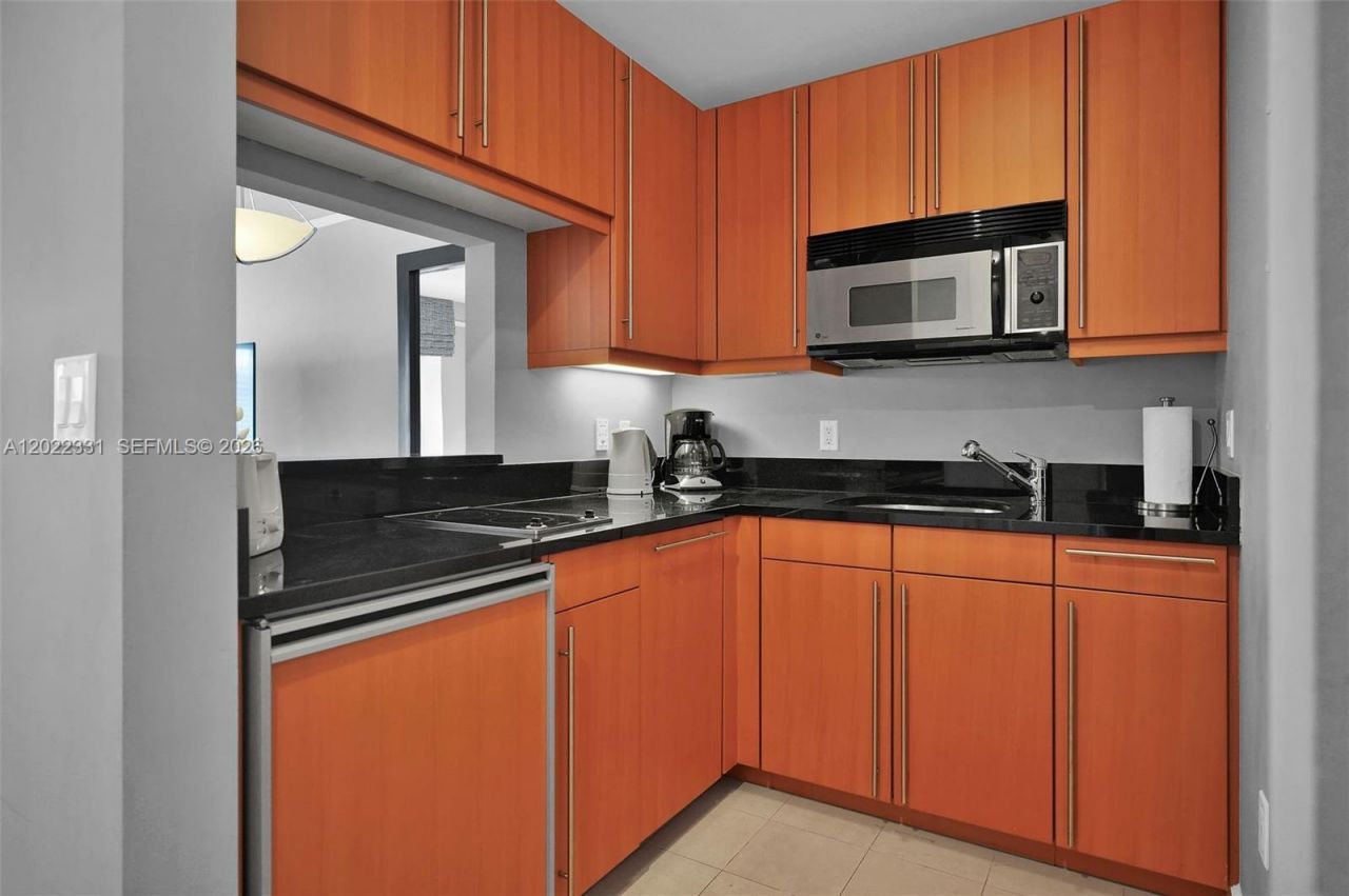 1435 Brickell Ave , Unit 3210, Miami, FL 33131 Photo