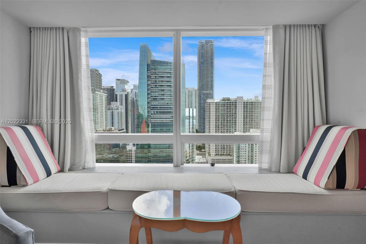 1435 Brickell Ave , Unit 3210, Miami, FL 33131 Photo