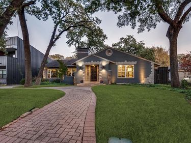 1518 Oak Knoll Street, Dallas, TX 75208