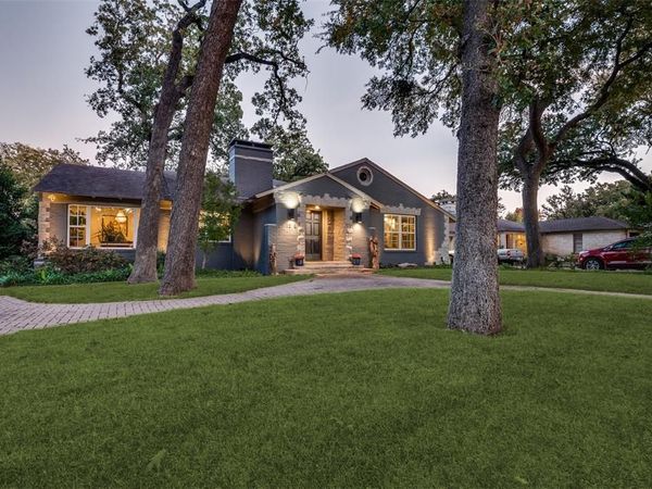 1518 Oak Knoll Street, Dallas, TX 75208