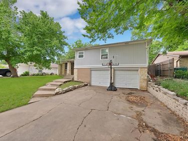 2904 Raton Drive, Fort Worth, TX 76116