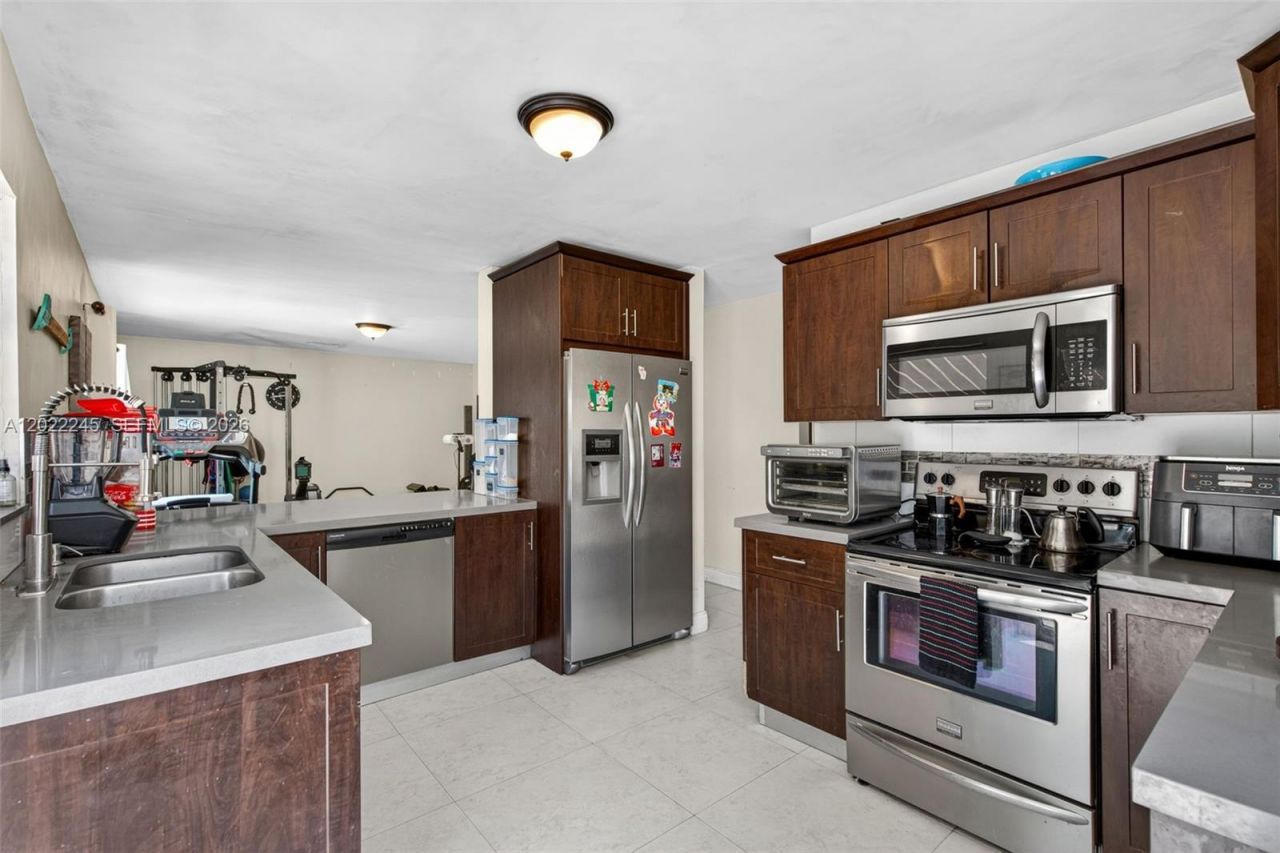 15530 SW 59th St , Miami, FL 33193 Photo